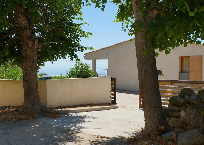 Quiet Villa, Exceptional Sea View וילה *