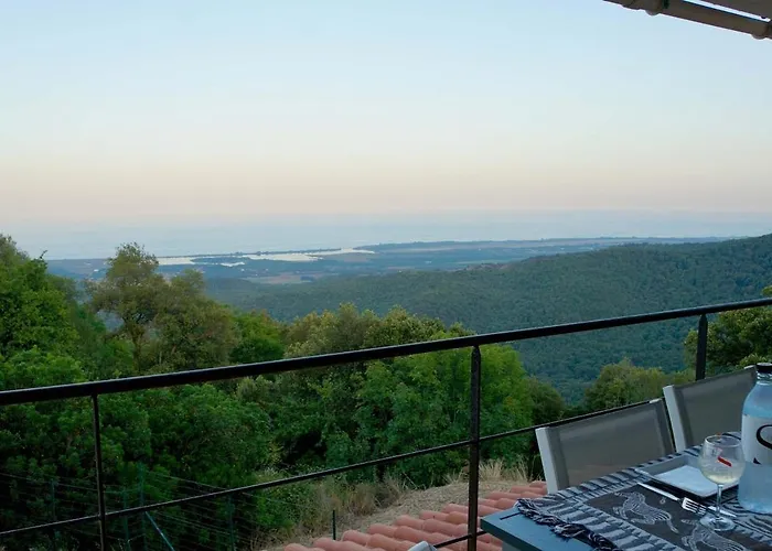 Quiet Villa, Exceptional Sea View * Ventiseri