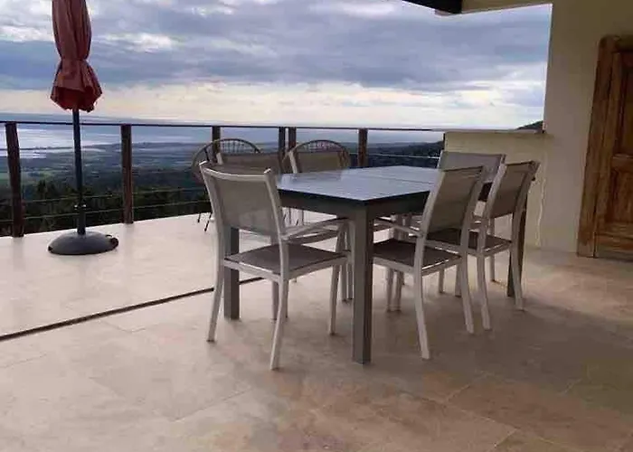 Quiet Villa, Exceptional Sea View Villa Ventiseri